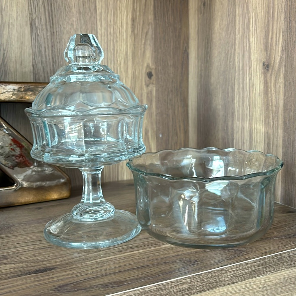Vintage Federal Glass Candy Dish And Nuts Set